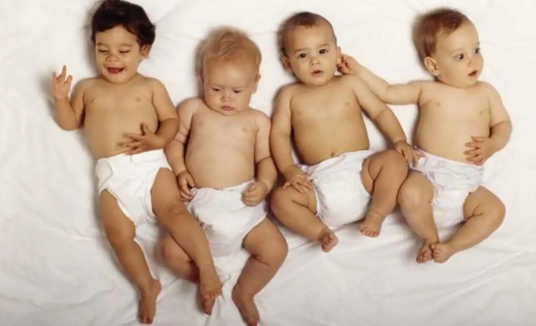 bebés acostados