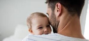 bebé con papá
