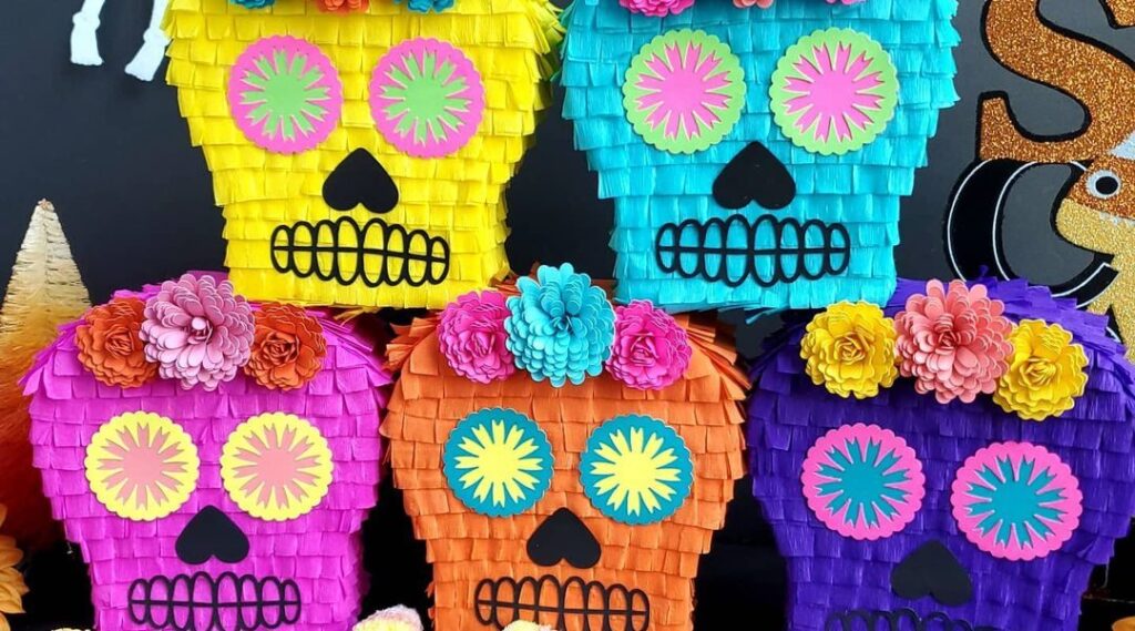piñatas de dia de muertos