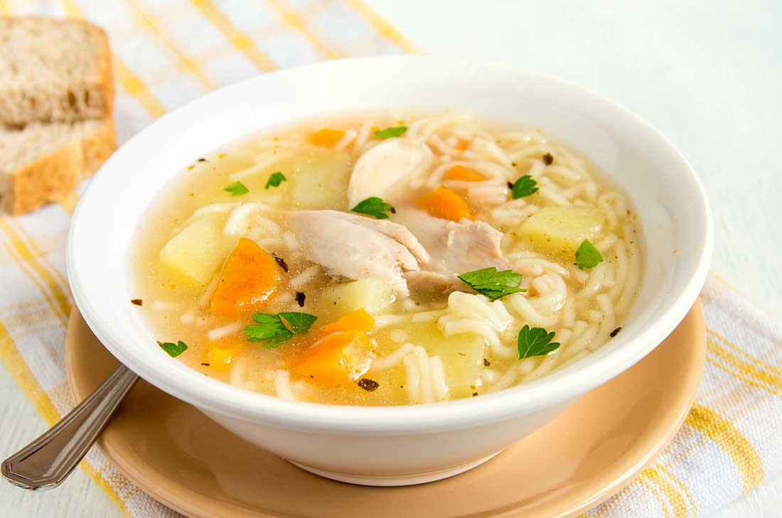 caldo de pollo
