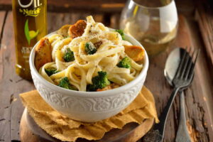 Pasta Alfredo con pollo